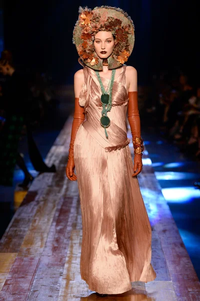 Look 36